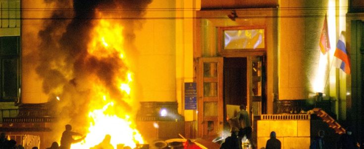 Ucraina, retata di separatisti nell'Est. Mosca avverte: "Rischio guerra civile"