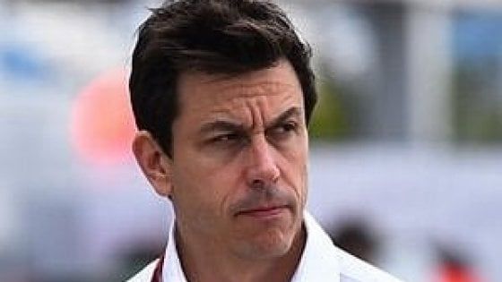 Formula 1, Wolff: "Io alla Ferrari? Preferirei andare su Marte"