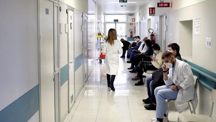 Esame di Ingegneria dal letto dell'ospedale: 21enne promosso dopo un'operazione alle tonsille