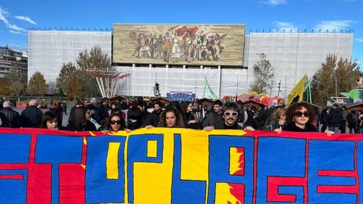 “Decida la corte europea”. Sui centri in Albania l’ipotesi di un altro rinvio