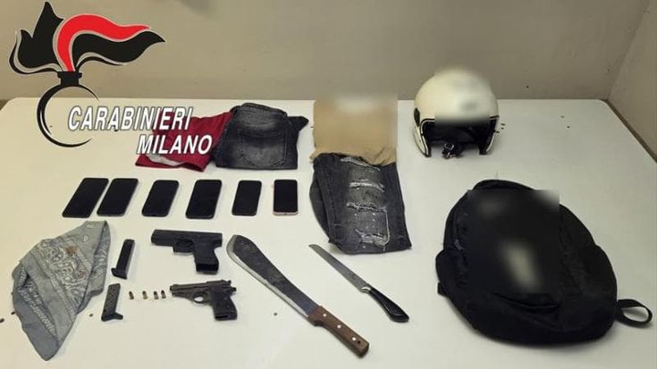Scontro violento tra Latin King, in carcere 4 sospettati: “Machete e pistole, erano in quindici”