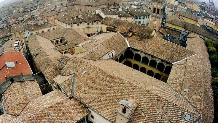 "Il San Paolo non diventerà un enorme bistrot". Il Pd: il cibo sia ospitato altrove