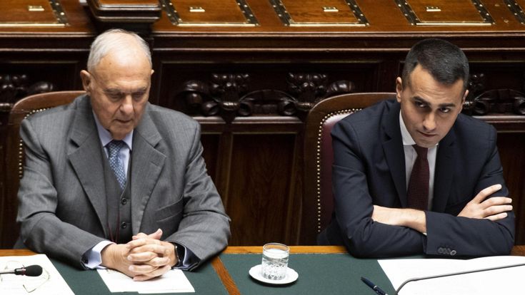 Una via di fuga per Savona, il ministro della discordia deluso dal governo