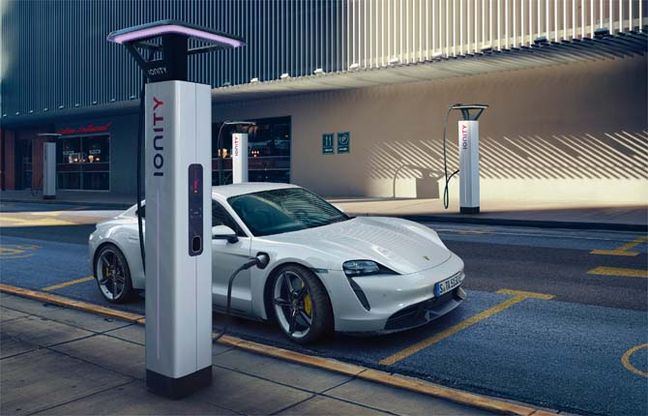 Porsche Taycan, il giorno del debutto