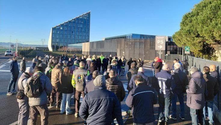 Bonfiglioli, scontro azienda-sindacati. “Sostituiti i lavoratori in sciopero, così torniamo all’800”