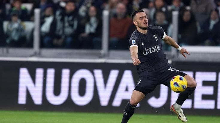 Le pagelle di Juventus-Cagliari: Kostic assist d’oro, Lapadula poco concreto