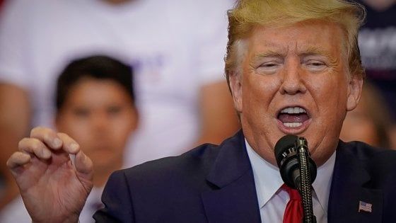 Trump rilancia i dazi alla Cina, Borse ko: Milano perde il 2,41%
