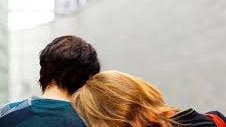 Relazioni umane: quel filo invisibile tra un amore tossico e la violenza: ecco come riconoscerlo