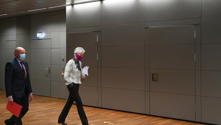 Borse europee contrastate, Londra va da sola dopo l'ok al vaccino
