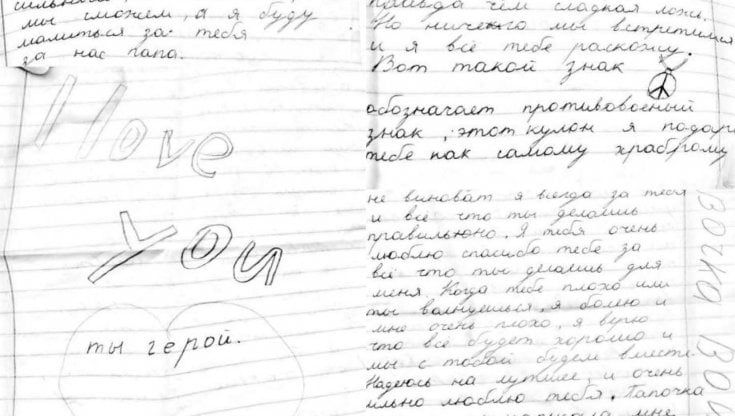 "Sei il mio eroe": la lettera di Masha, la bambina del disegno pacifista, al padre latitante in Russia