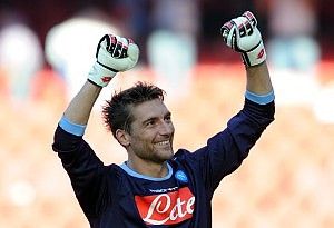 Napoli, De Sanctis aspetta il via libera per la Roma. <br />Damiao primo obiettivo per l'attacco
