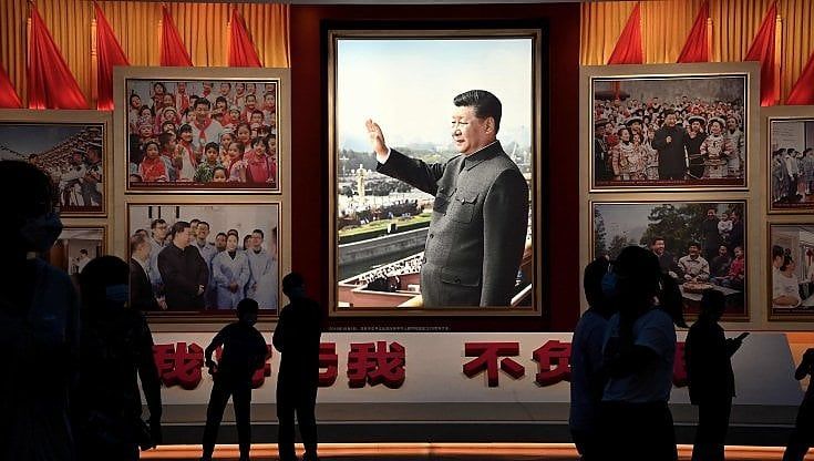 Cina, dalla "rieducazione" in campagna al trionfo del XX Congresso: vita, succesi e misteri di Xi Jinping