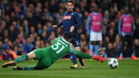 Una notte da incubo per il Napoli di Sarri ko e brivido Insigne 