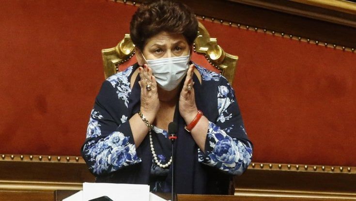 La Giunta Musumeci senza donne, il caso arriva a Roma. Bellanova: "Un grave errore"