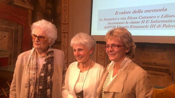 La prof sospesa con i suoi alunni in Senato ospiti di Liliana Segre e Elena Cattaneo 