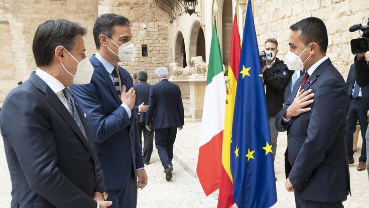 Conte si barrica. L'intesa dei partiti per imporgli il rimpasto