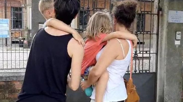 Figli di coppie arcobaleno, Anci Sicilia chiede al ministro Piantedosi l’ok alla trascrizione all’anagrafe