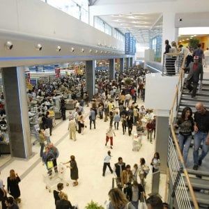 Il supermercato specchio della società: il ceto medio sparisce, anche dal carrello della spesa