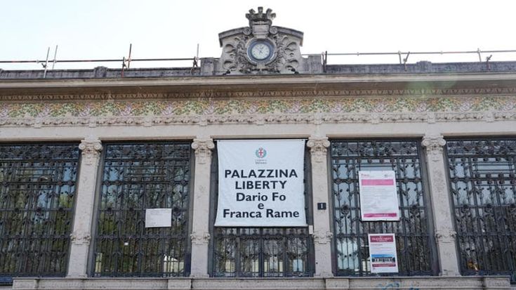 Chiusa dal 2022 e in disarmo, la Palazzina Liberty di Dario Fo resta un cantiere immobile