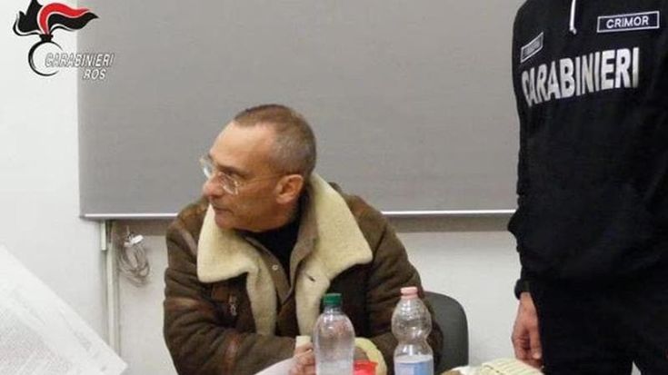 Messina Denaro, perquisizioni a casa di un’avvocata. Indagate altre due sorelle del boss