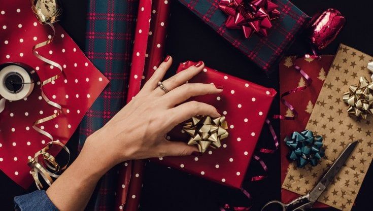 Natale e i regali più gettonati: moda e beauty in testa 