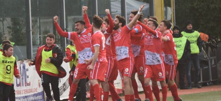 Serie D: la Turris stende il Bari, il Cesena continua la fuga