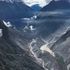 Nepal, il lago creato dal ghiacciaio cresce e rischia di esondare. I soccorsi procedono con cautela