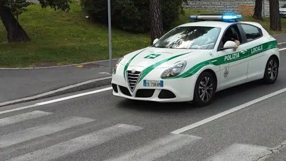 Brescia, multa di 5mila euro per il 15enne al volante: "Volevo convincere la mia ragazza"