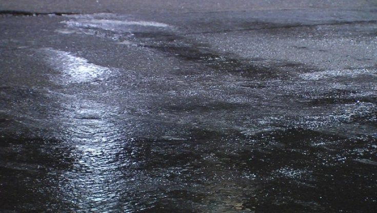  Esce di strada per il ghiaccio e fa causa alla Provincia di Parma 