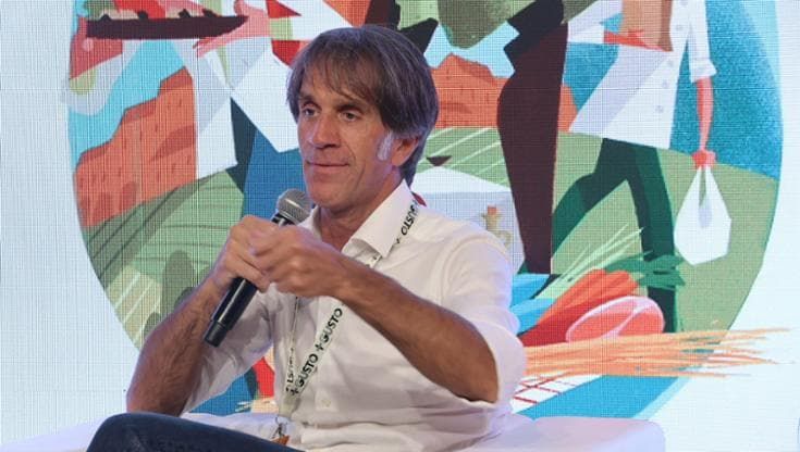 Davide Oldani: “Nei ristoranti eliminiamo i menu per bambini, dobbiamo stimolare la loro curiosità”