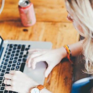 Tlc, crescono gli investimenti. E l'Internet veloce raggiunge l'87% delle case