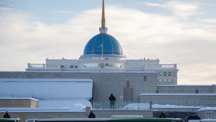 Kazakistan, nel gelo di Nur-Sultan capitale all’oscuro della carneficina