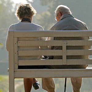 Pensioni, dal 2016 le donne lavoreranno 22 mesi in più 