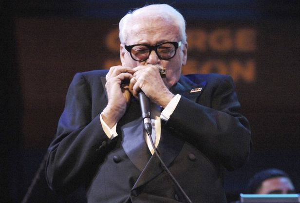 Toots Thielemans si ritira: "Scusate, non reggo pi&ugrave; un concerto intero"