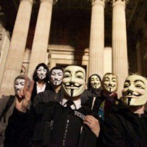 Roma, Anonymous: due rinvii a giudizio e sei patteggiamenti