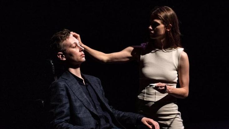 Il dialogo tra sguardi in scena con Ferracchiati