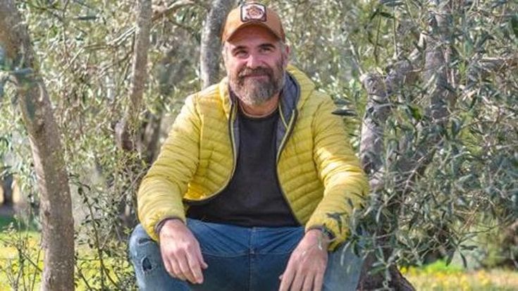Piano B, la storia di Luca: “Ero un designer, avevo un ottimo lavoro a Firenze. Ma mi mancavano troppo la mia campagna e il mio mare. E ho cambiato tutto”