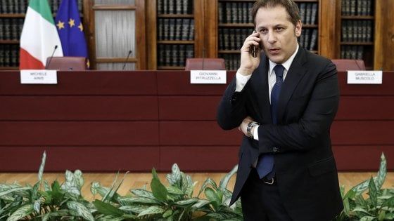L’indagine su Siri, i pm di Roma depositano l’intercettazione al tribunale del riesame