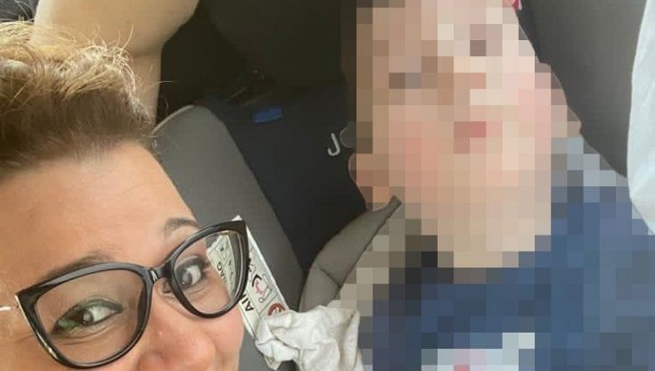 "Mio figlio è disabile e rischia la vita, ma la strada dissestata rallenta i soccorsi e ci isola dal mondo": a Foggia l'appello di una mamma