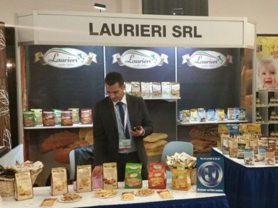 Laurieri, i biscotti della nonna<br />se ne volano tutti all'estero