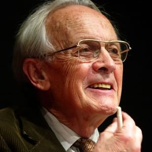 Addio a Giovanni Berlinguer, politici e amici alla cerimonia laica alla Sapienza