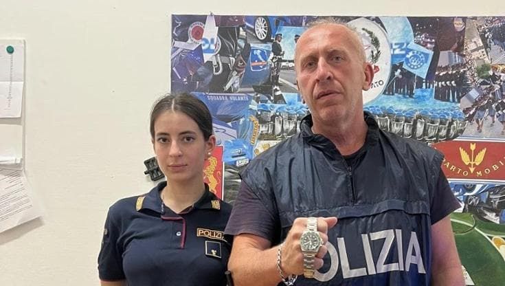 Orologio di lusso rubato in palestra: la polizia lo ritrova grazie all’aiuto di un gioielliere