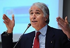 Lo sport nella scuola<br />siamo sempre all'anno zero