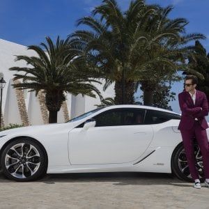 Lexus a Ibiza, quando l'auto fa spettacolo