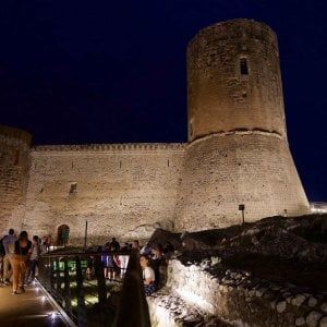 Serata di beneficenza al castello di Lettere: gli artigiani del gusto per i bimbi del Pausilipon