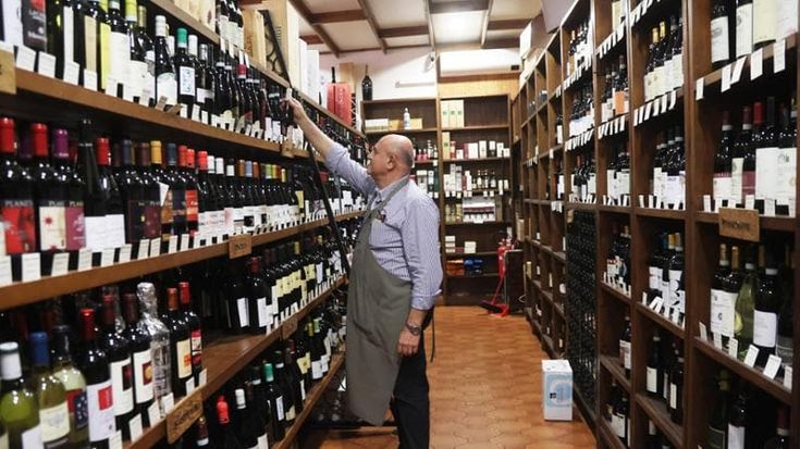 Ok il prezzo è giusto: per un buon vino. Una guida alle bottiglie di qualità sotto i 10 euro