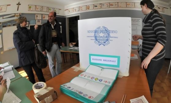 Il pd contro i "ribelli" "Usate i vostri rancori sulla pelle dei liguri"