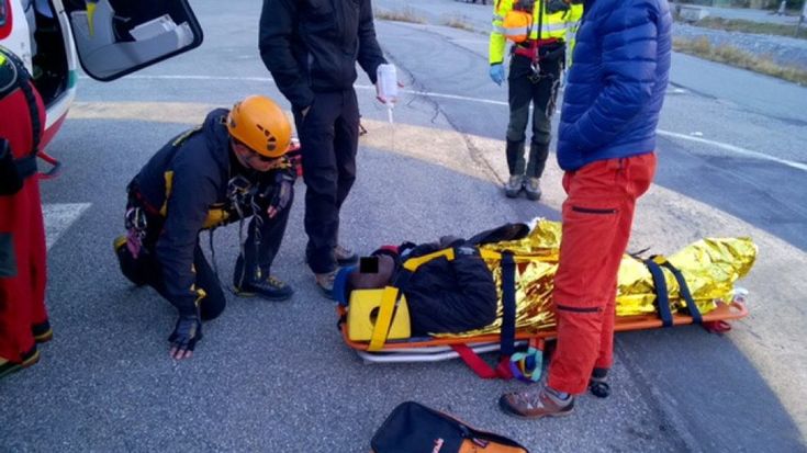 Cercano di fuggire in Francia, bloccati dalla neve, li salva la finanza