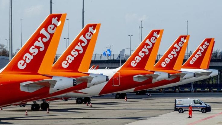 Viaggi da incubo low cost: “Rientro infernale e senza rimborsi, tra EasyJet e Ticketbook”
