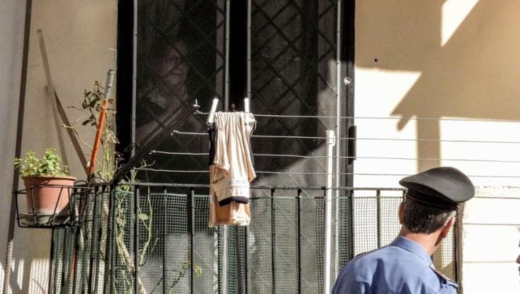 Via Leopardi, ottobre 2018: proiettili su un terrazzo per una “stesa” di camorra